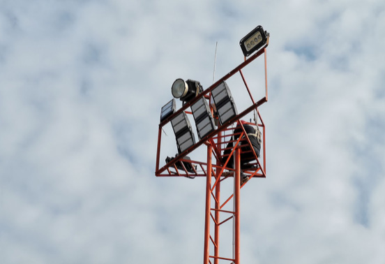 LED High Mast Light Standards Normes d'éclairage à LED pour mât élevé