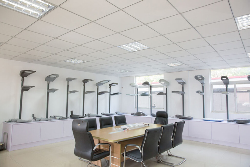 How to choose the height of LED Street Light? Comment choisir la hauteur du lampadaire LED ?